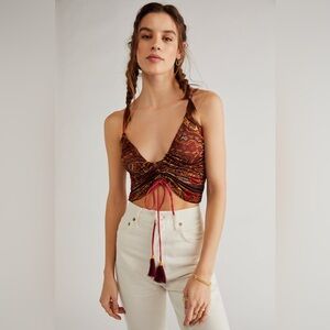 Free People Cocktail
Queen Tank NWT